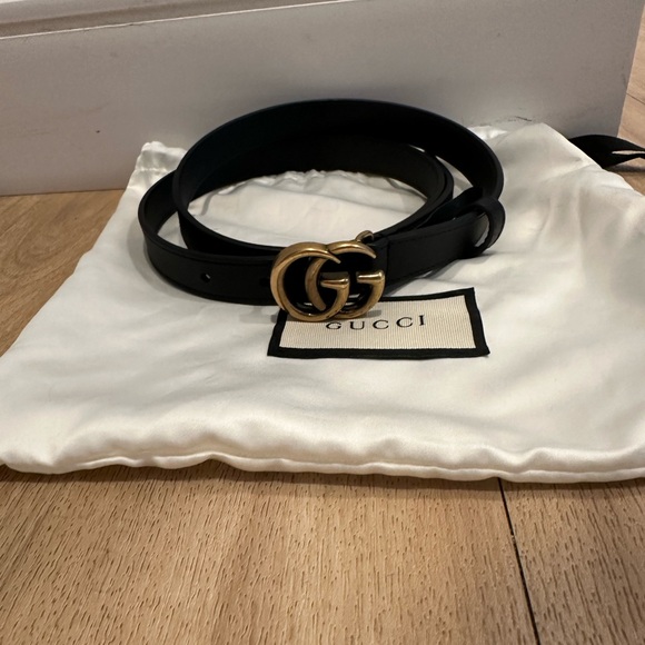 GUCCI Authentic Gucci Marmont Thin Black Belt 40โ with Dust Bag EUC - Picture 1 of 3
